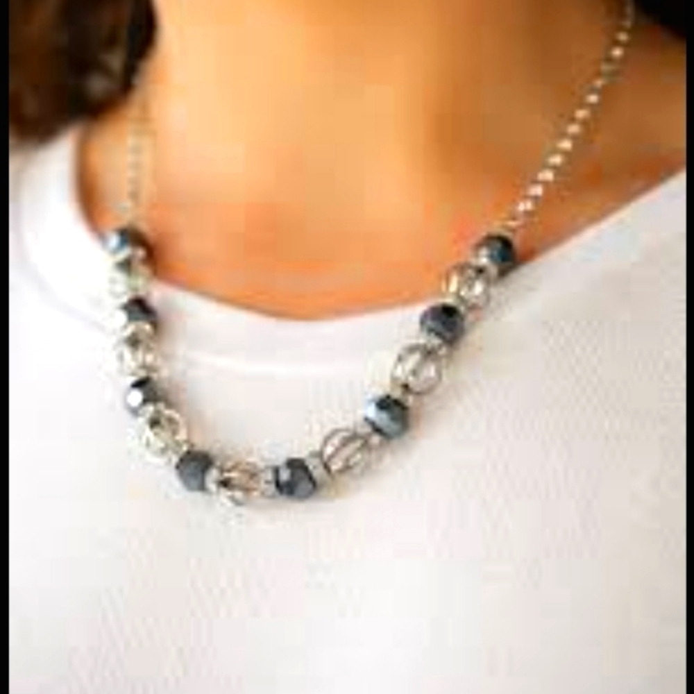 NWTG Navy Blue Sapphires short necklace